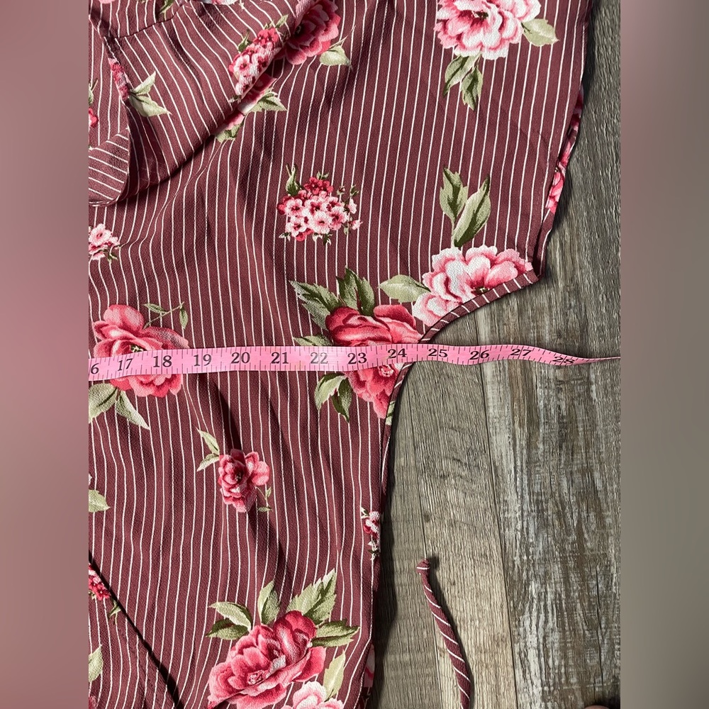 Emerald Rose Print Top - Picture 10 of 10